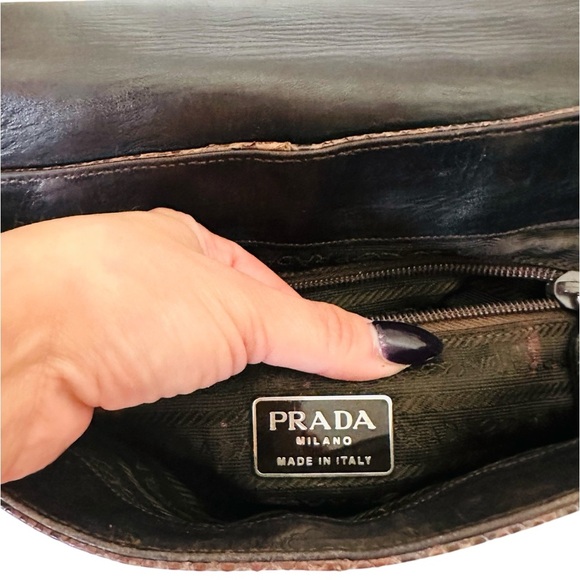 PRADA RARE 90’s VINTAGE SNAKE SKIN SHOULDER BAG - Picture 9 of 10